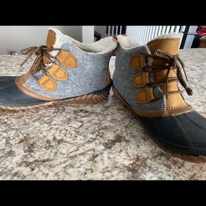 Women’s Out & About Sorel boots size 9.5, good used condition